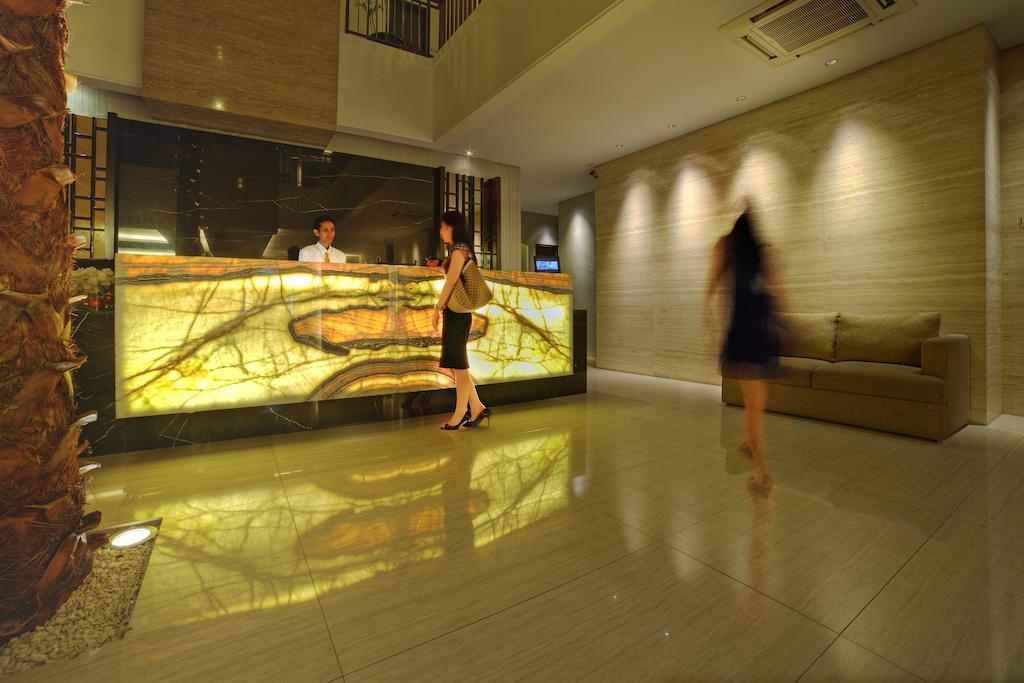 Rasuna Icon Hotel Jakarta Exterior photo