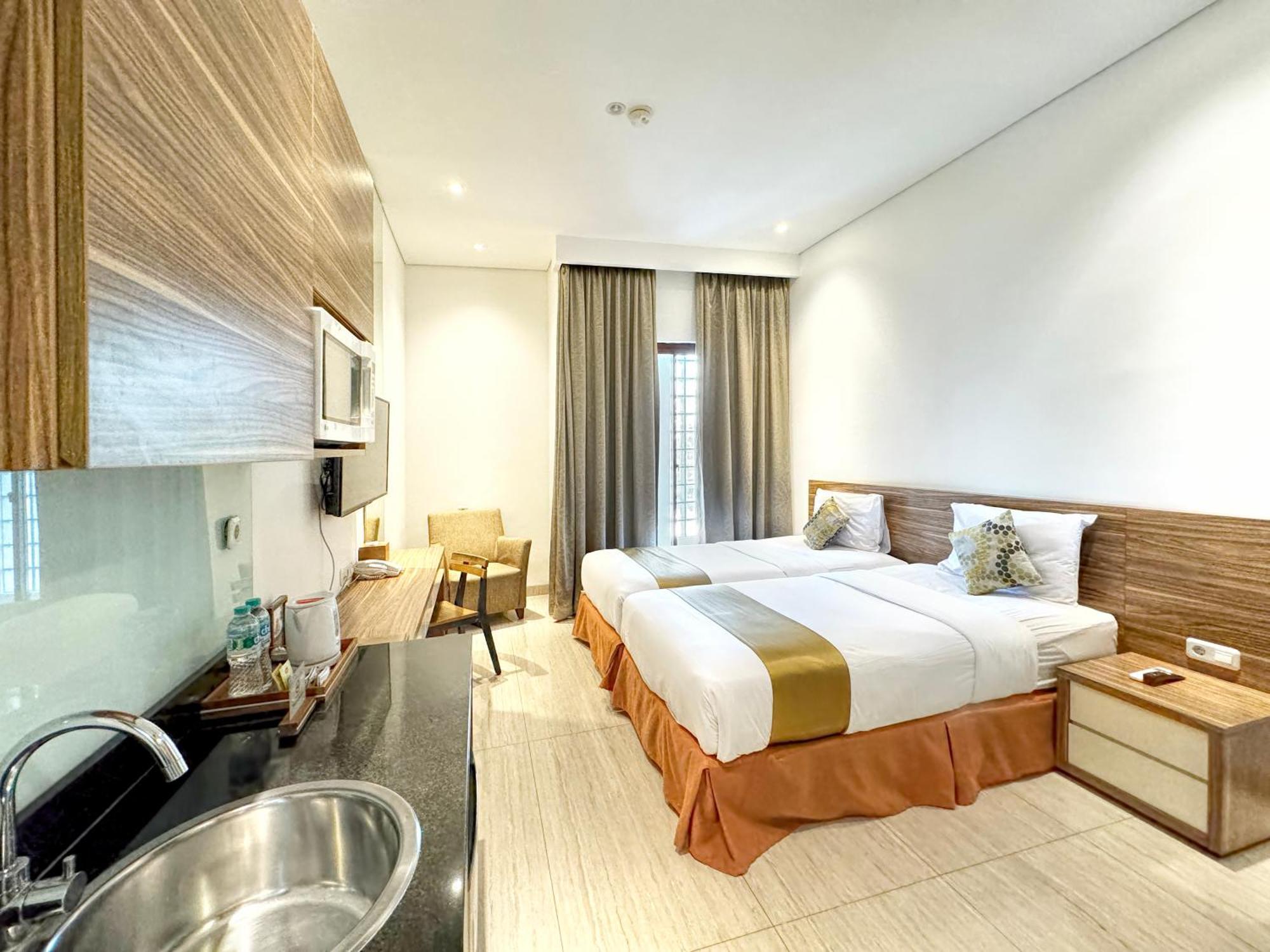 Rasuna Icon Hotel Jakarta Exterior photo