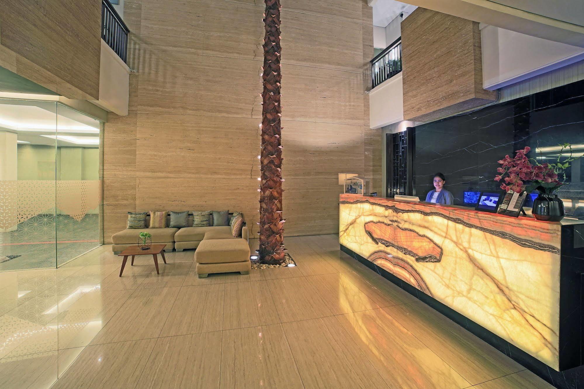 Rasuna Icon Hotel Jakarta Exterior photo