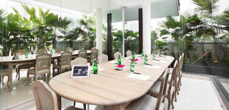 Rasuna Icon Hotel Jakarta Exterior photo